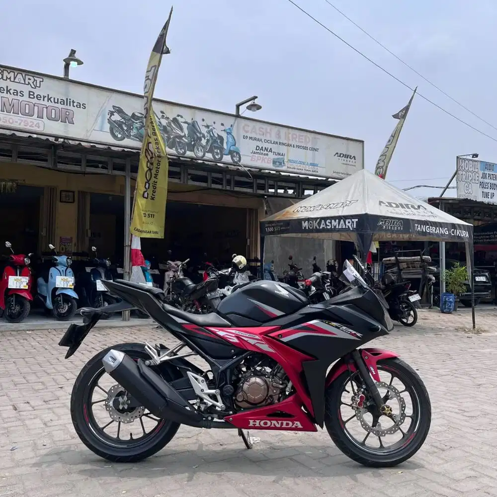 HONDA CBR 150 R 2020 SECOND LIKE NEW