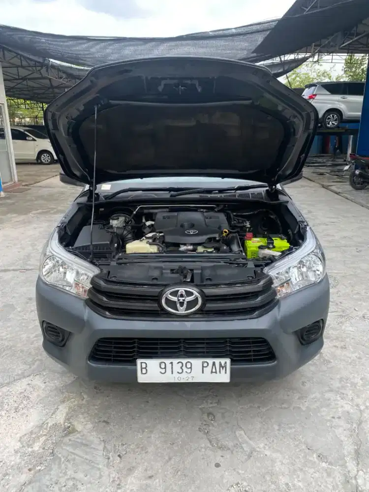 Hilux SC manual 4x2 tahun 2022