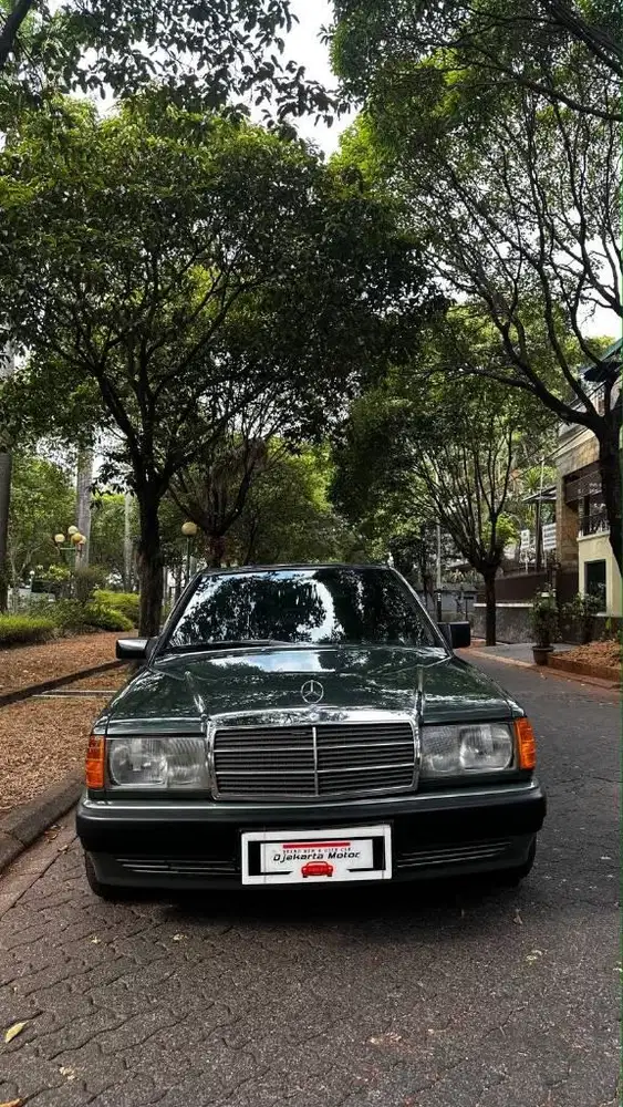 LOW KM RARE ITEM! DIJUAL MERCEDES BENZ 190 E AT TAHUN 1989