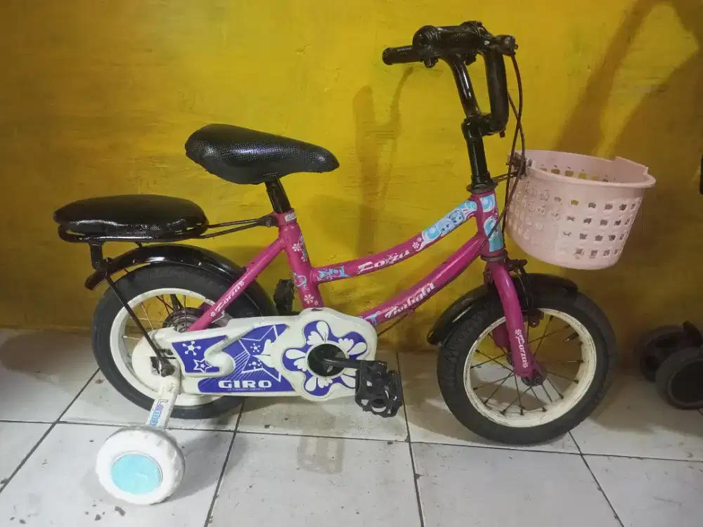 Sepeda anak cewek ukuran 12 PLUS RODA BANTU KOKOH SIAP PAKAI