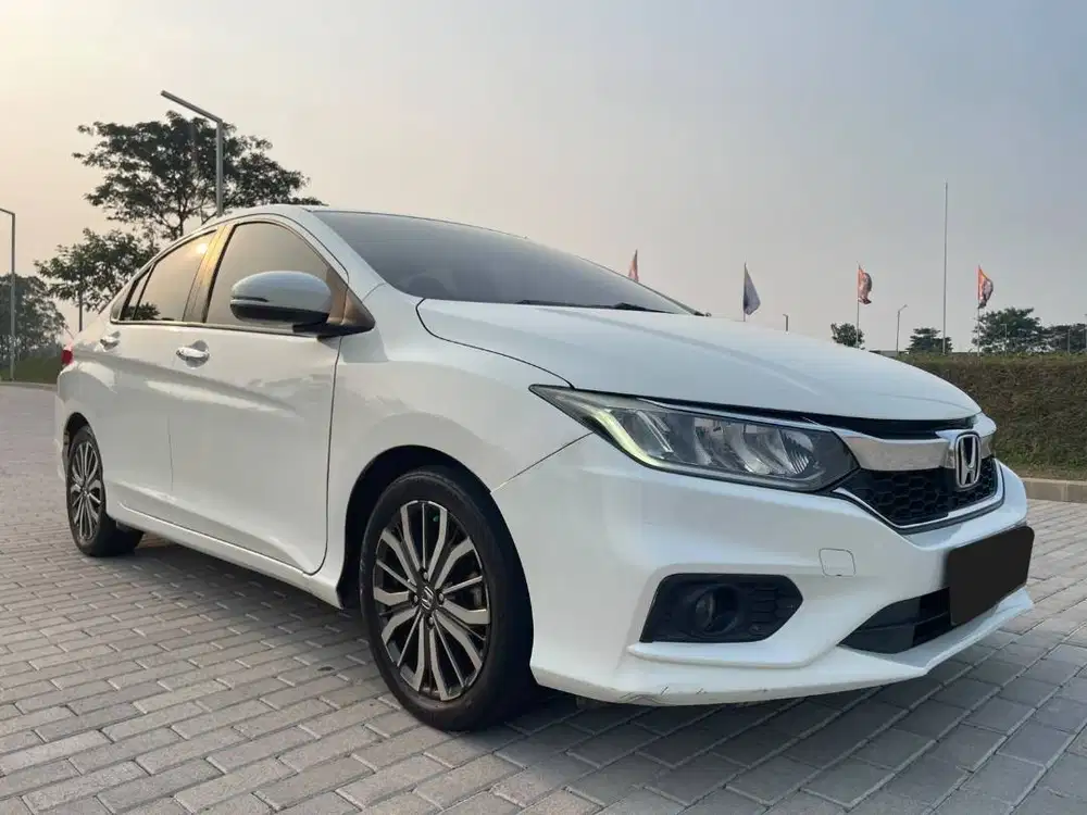 Honda City 1.5 RS AT Matic 2017 DP 15 JT