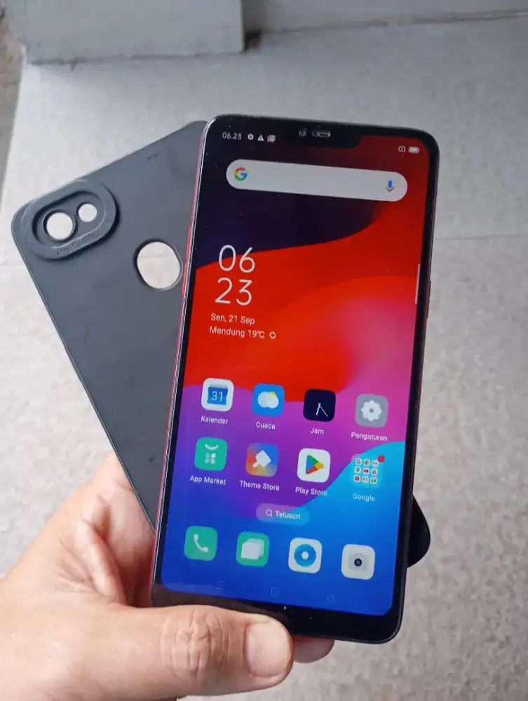 oppo f7 ram 4/64 second normal