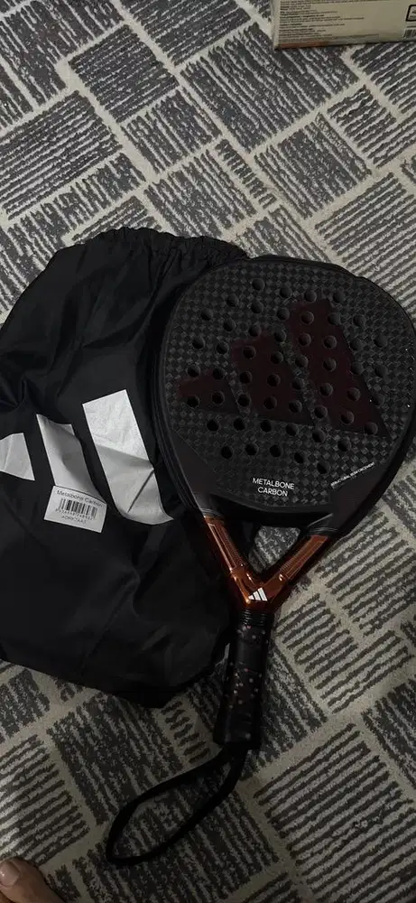 Adidas Metalbone Carbon 3.3 raket padel