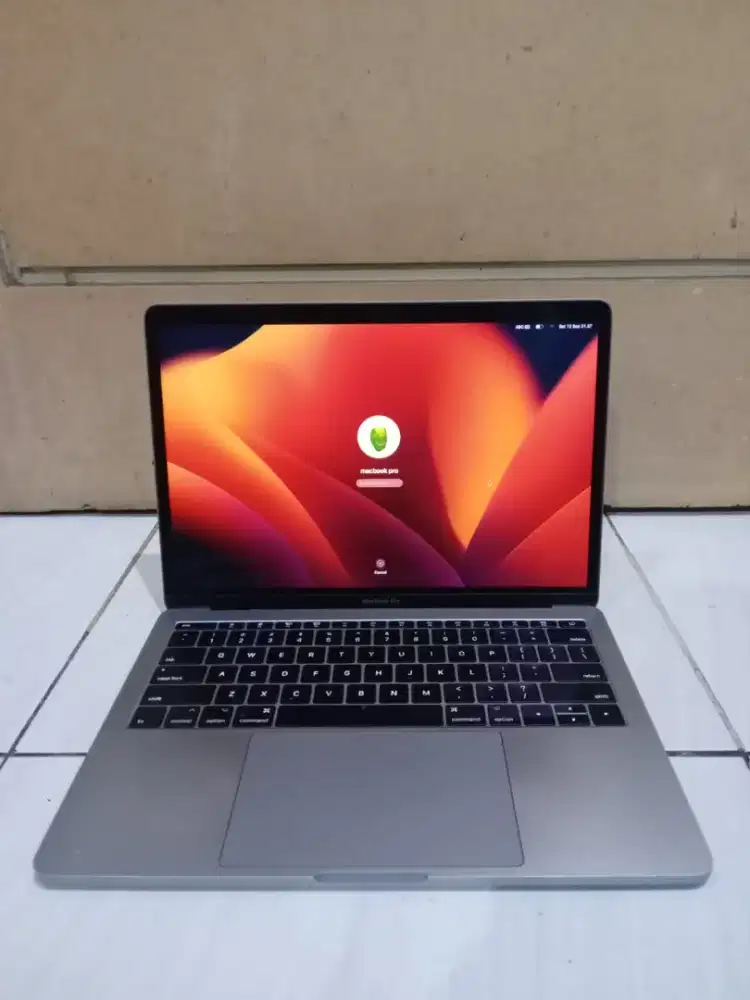 Macbook Pro 13 A1708 Retina 2K Tahun 2017