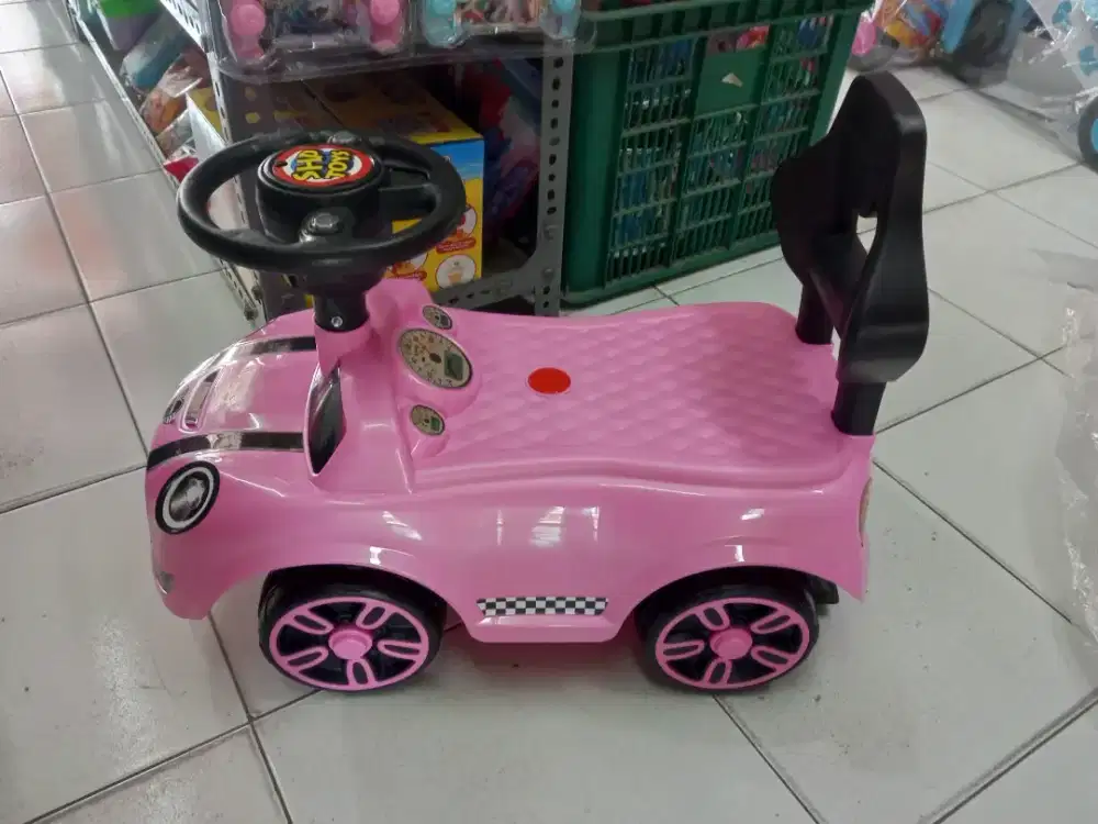 Mainan anak mobil naik mini Cooper