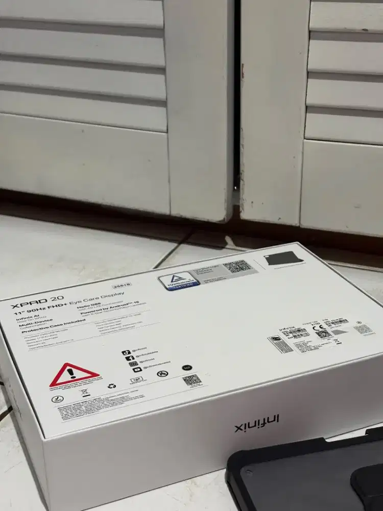 Tablet infinix type XPAD 20 4G LTE 8+8/256GB