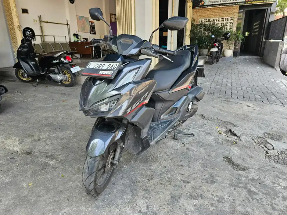 Vario 160 2023 istimewa