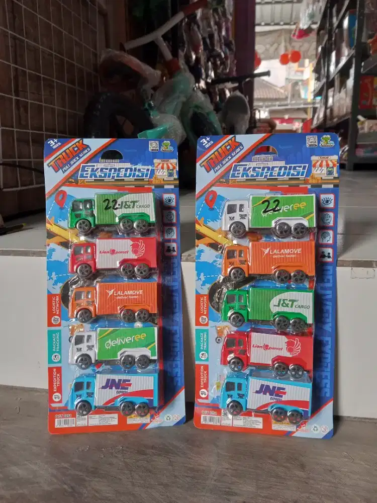 Mainan anak truk ekspedisi box isi 5