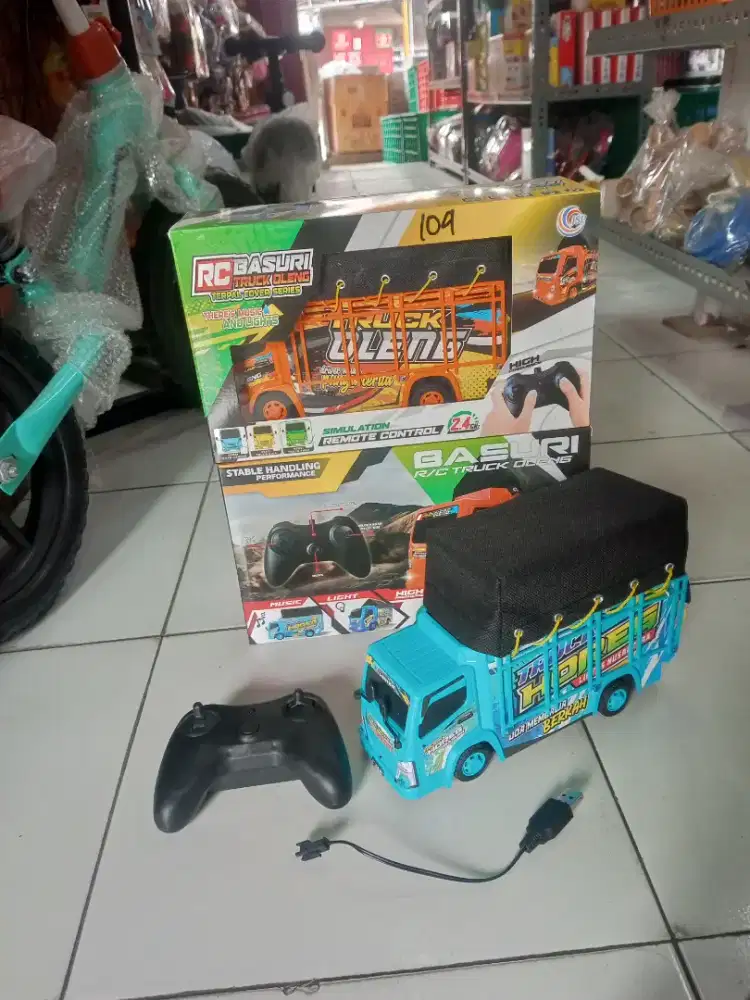 Mainan anak Remot Control truk Basuri terpal cas