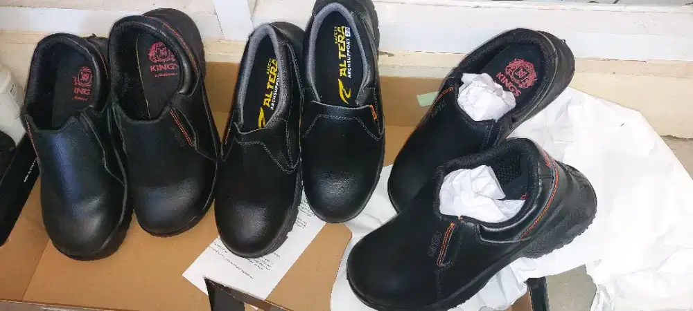 Safety shoes / sepatu kerja outdoor