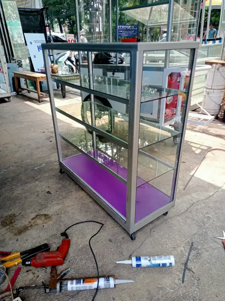Etalase seken 1,2m/cod