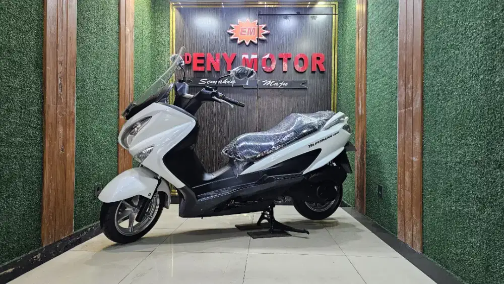 UD ENY MOTOR - Suzuki Burgman thn 2015 mulus