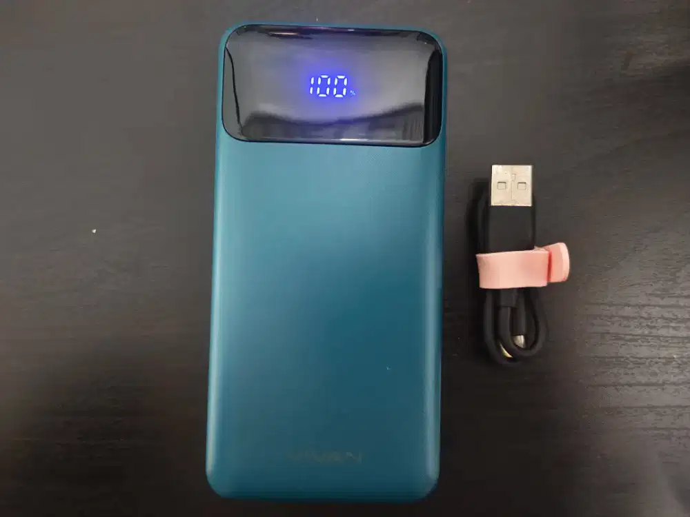 Powerbank merk Vivan X10 10000mAh Original warna Hijau Army