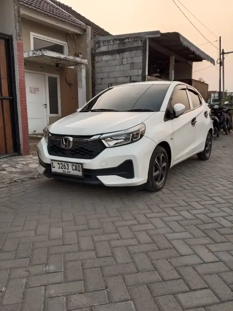 Honda Brio Satya E MT 2023, pemakaian 2024
