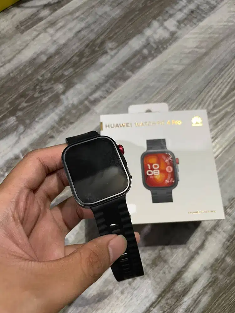 Huawei Watch Fit 4 Pro - Hitam