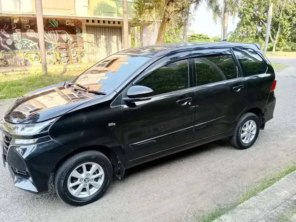 toyota avanza (2021)