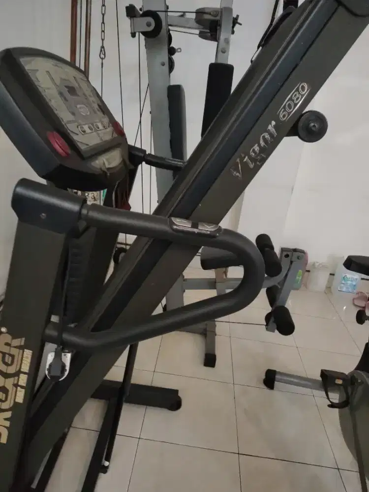 treadmill vigor 6080 still good condition seldom used