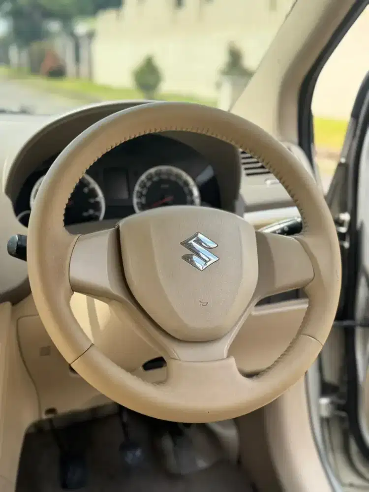 ERTIGA GL 2014 M/T TOP