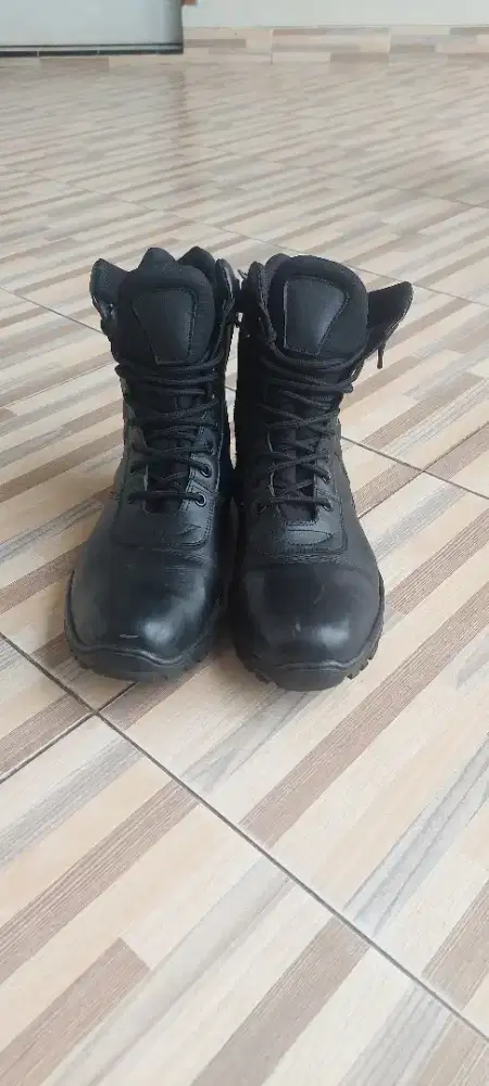 sepatu pdl masih mulus