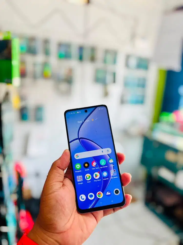 Realme 12 5g 8/256 Hp casan