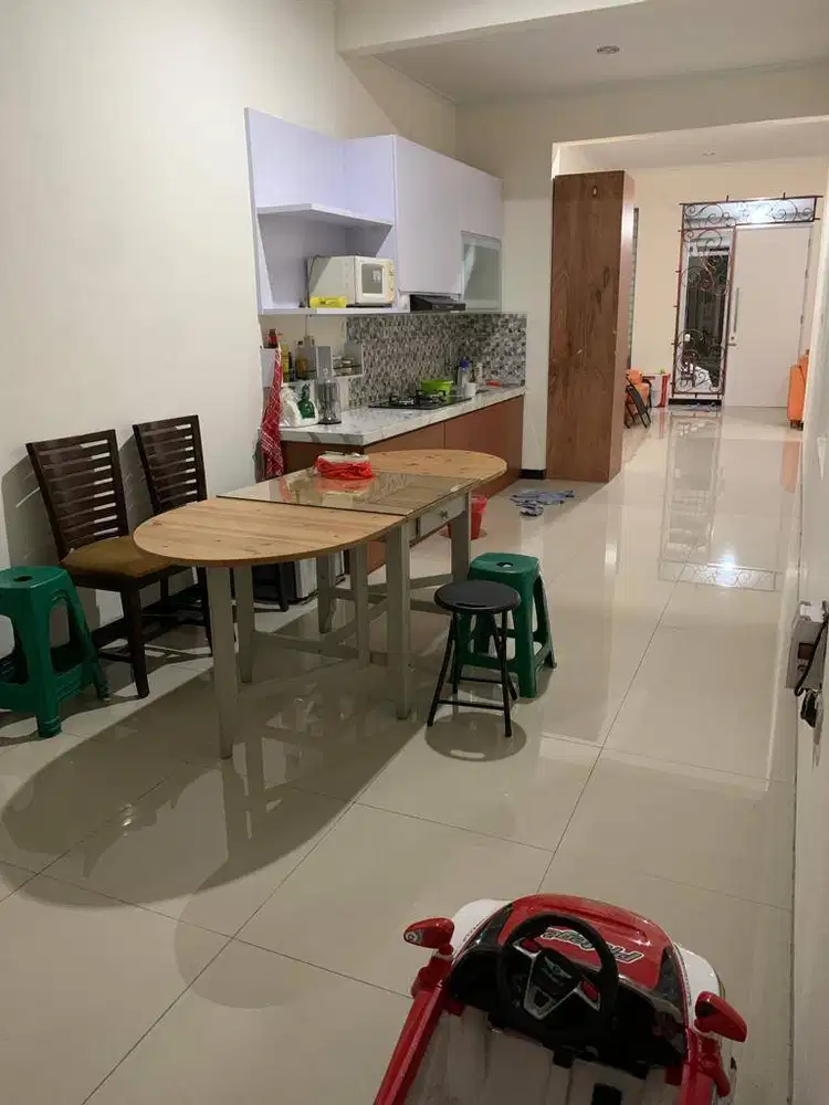 Dijual Rumah di Taman Kopo Indah Bandung Siap Huni