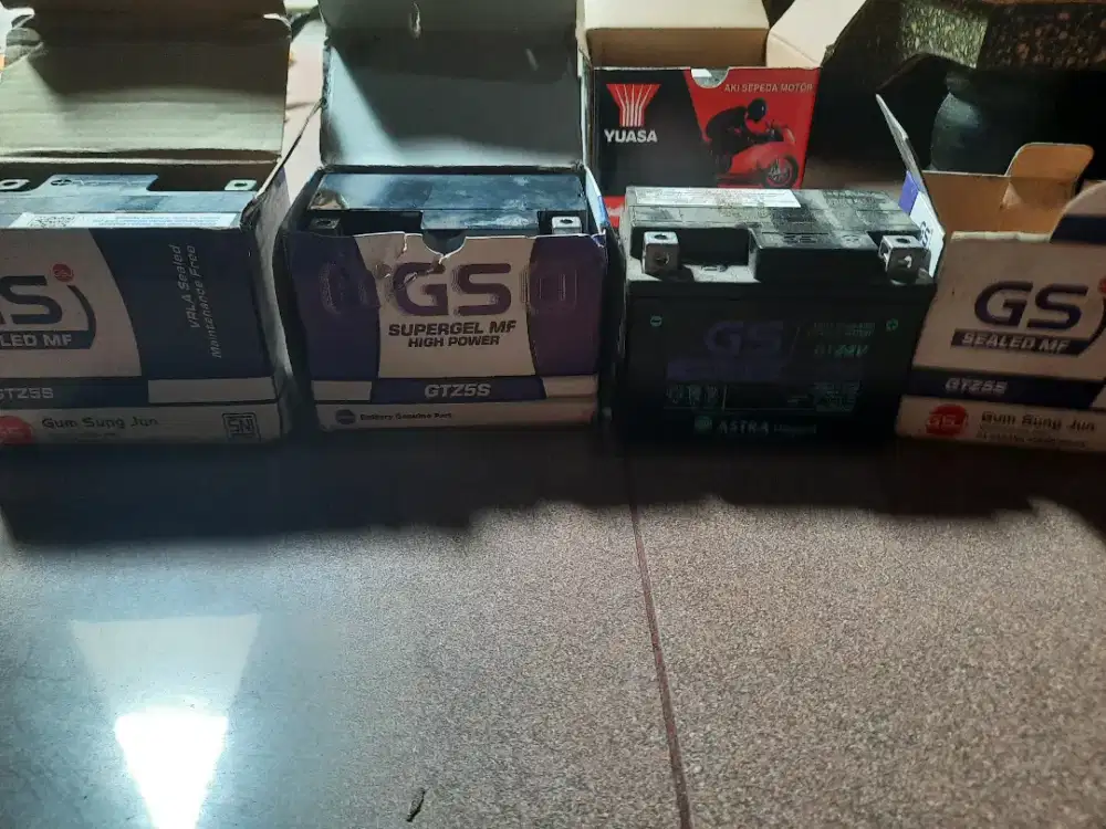 Accu kering motor bekas 70 ribu tidak dikirim ambil ke palmerah