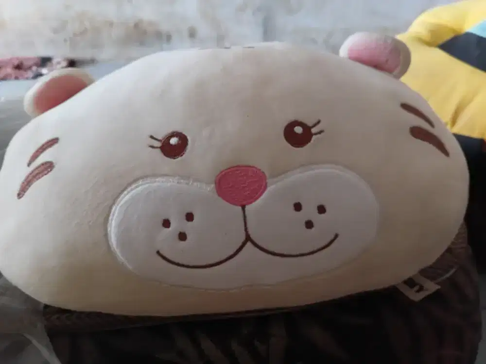 Bantal boneka buat anak