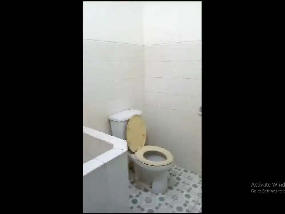 Dijual Rumah 1,5 Lantai lokasi Semarang Indah Semarang