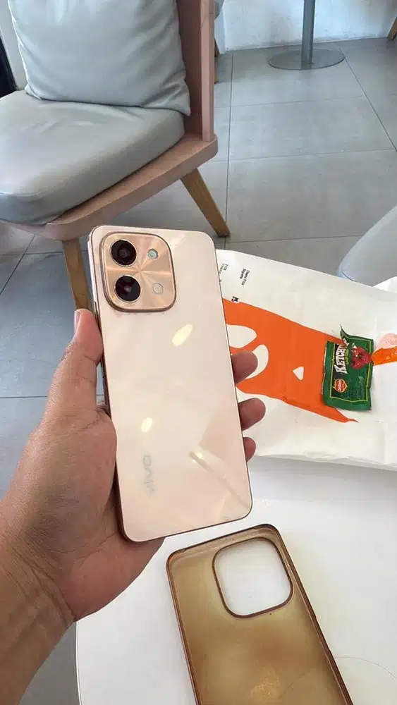 Vivo Y28 Hp Dosbuk ram 6+6 internal 128