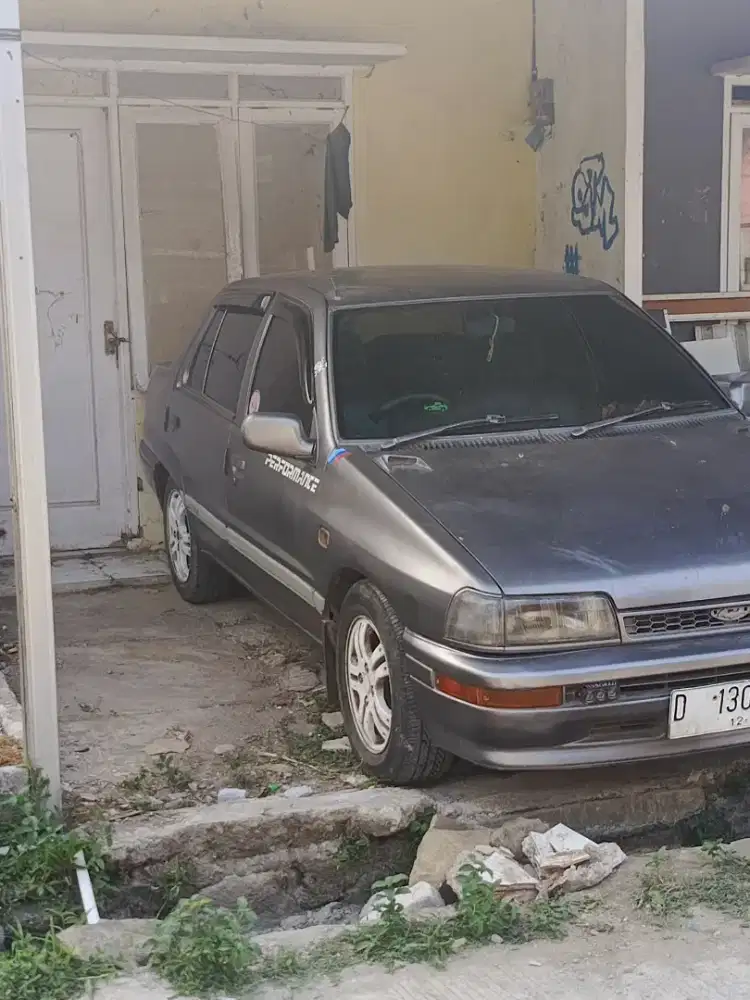 Dijual Daihatsu clesy th 90  surat STNK aj