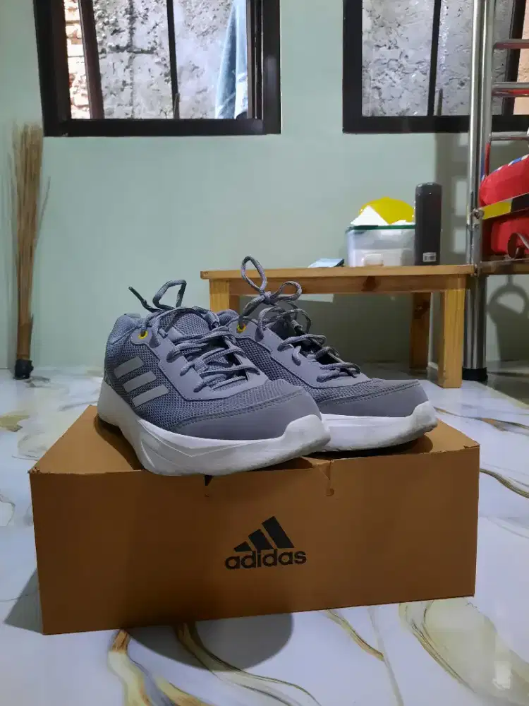 Adidas Best Strike Mens Running