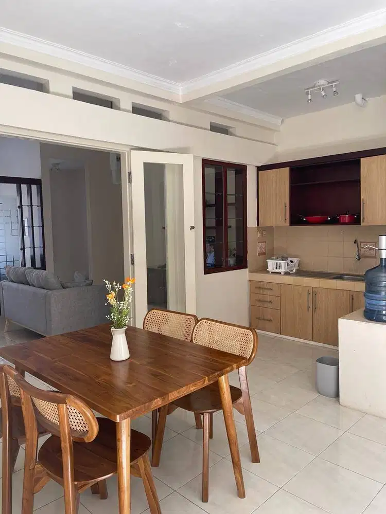 Dijual Rumah Semi Furnished di Kota Baru Parahyangan