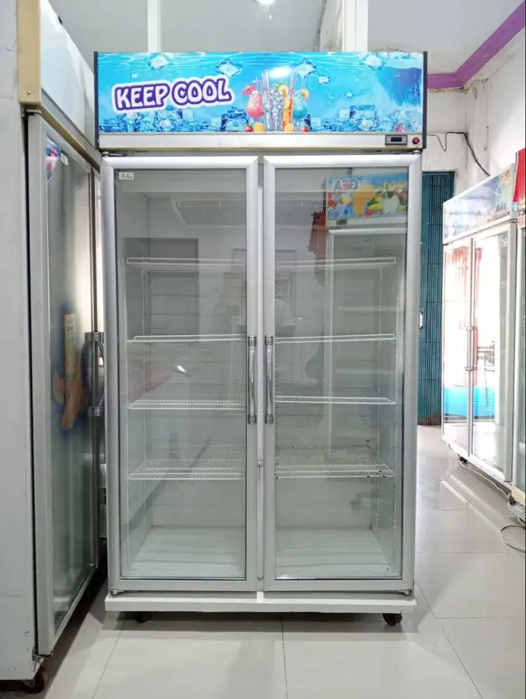 PROMO - Showcase bekas 2pintu gea