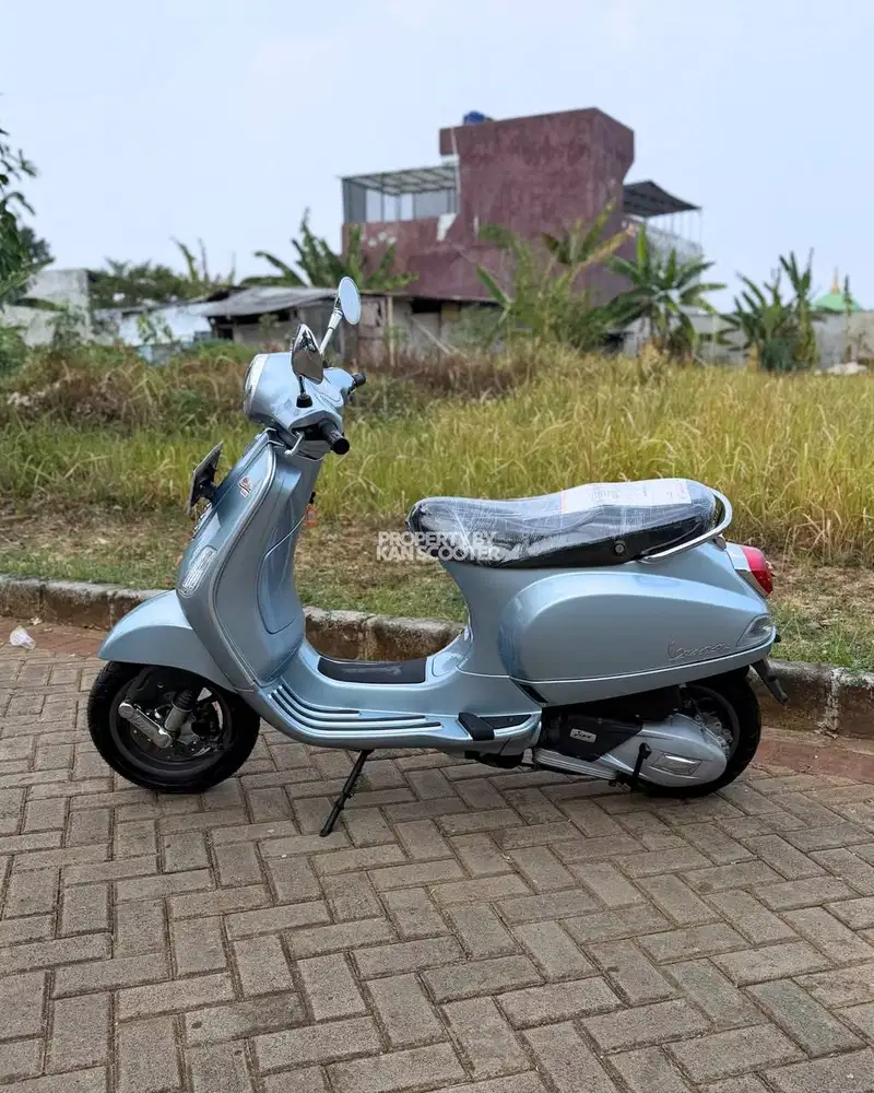 VESPA LX 125 iGET FACELIFT 2022 TERMURAH