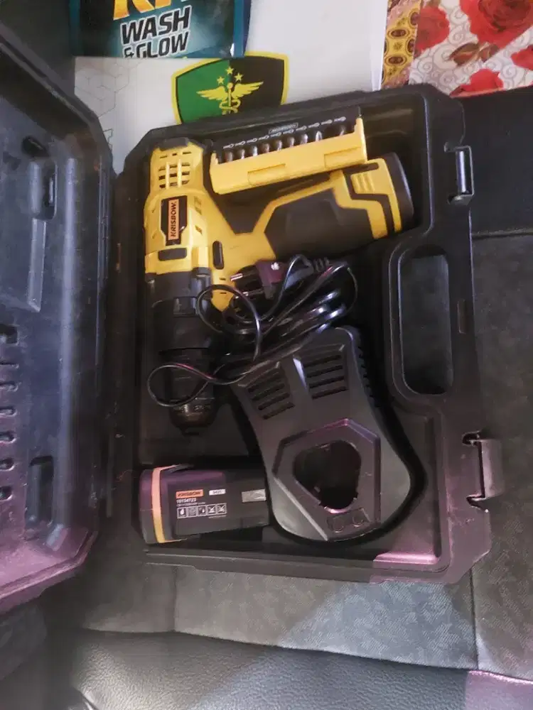 Di jual bor krisbow 2 baterai