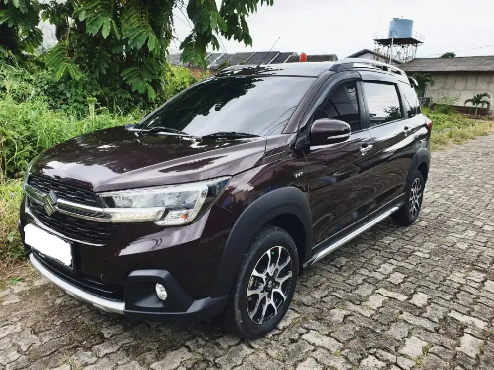Dijual Suzuki XL7 Alpha M/T Th.2020