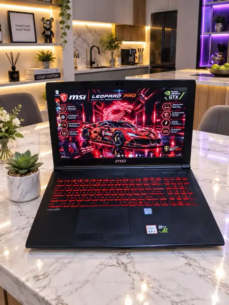 Laptop Gaming MSI LEOPARD PRO Core i7 SSD 512Gb NVIDIA GTX FULLSET