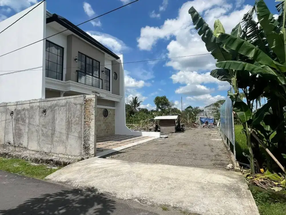 Rumah Mewah Dalam Cluster Utara Stadion Wedomartani Sleman