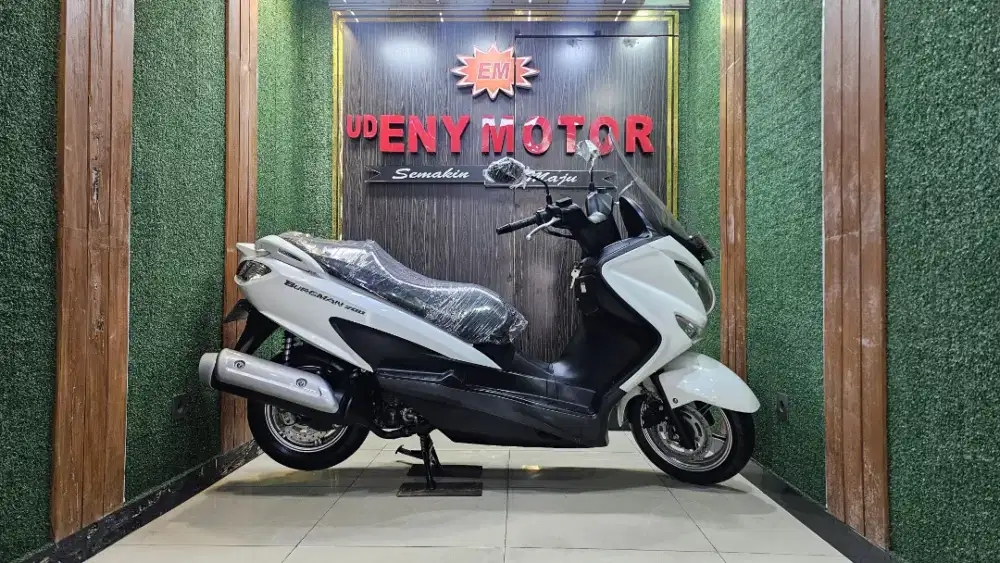 UD ENY MOTOR - Suzuki Burgman thn 2015 fresh