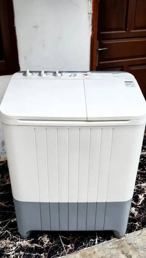 Mesin cuci Toshiba 8kg