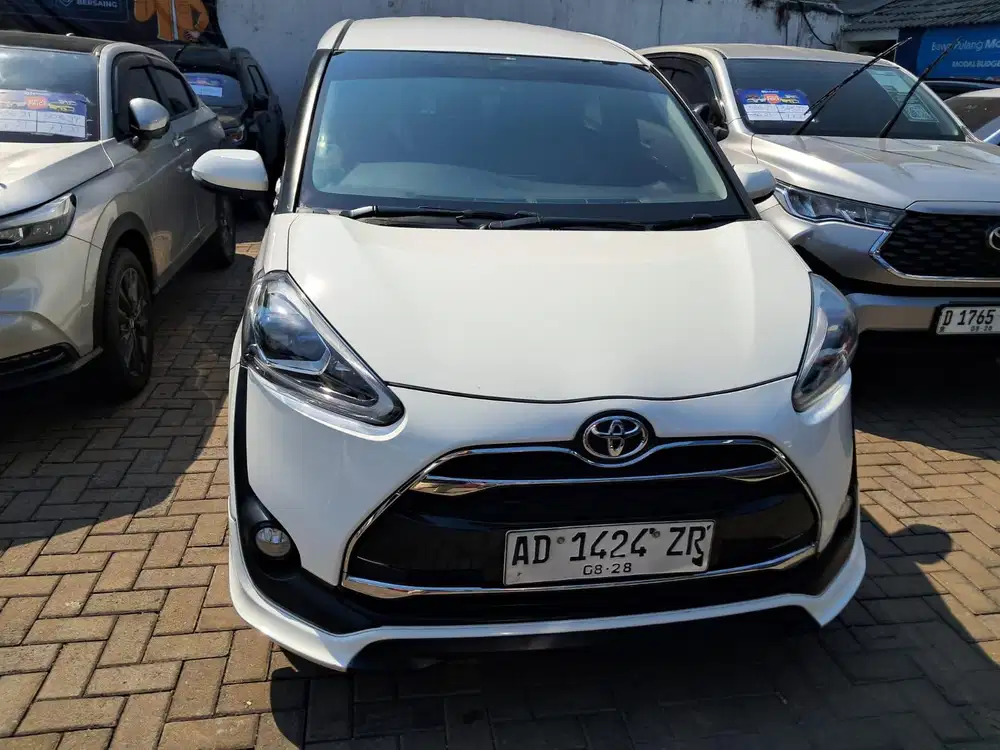 TOYOTA SIENTA 1.5 Q AT 2018