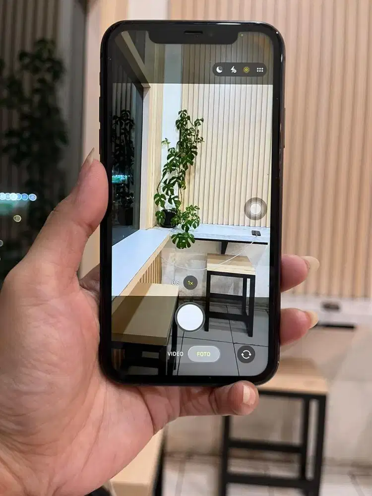 Dijual iPhone 11 64gb ex inter