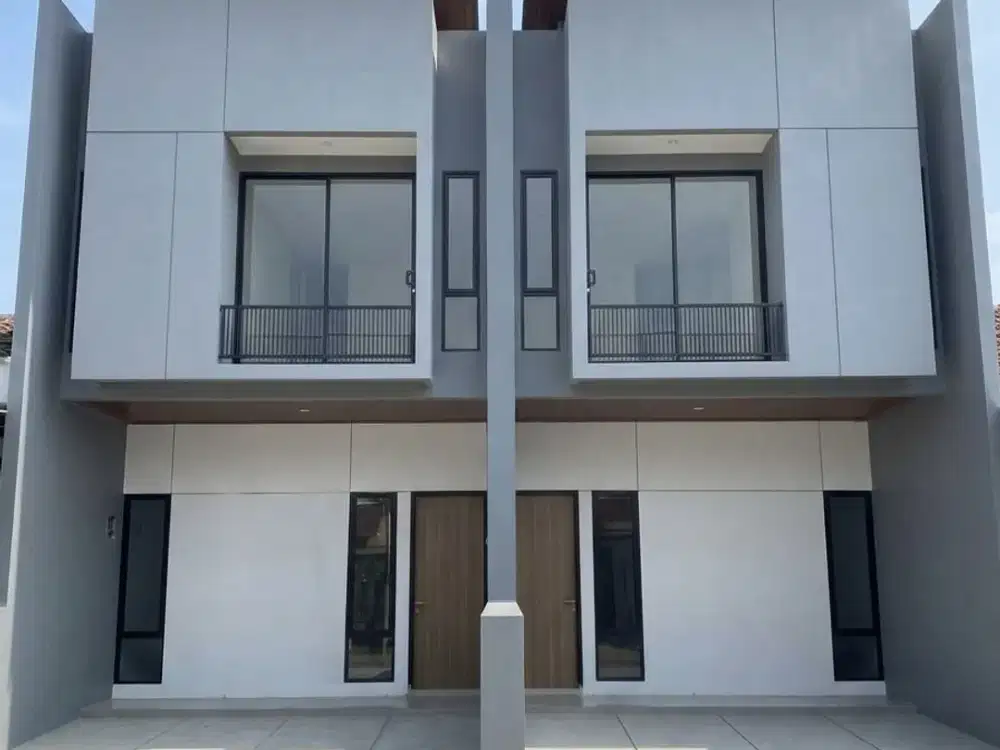 TERMURAH DIJUAL RUMAH BARU 2 LANTAI SIAP HUNI LOKASI DI TAMAN KOPO INDAH 2 BANDUNG