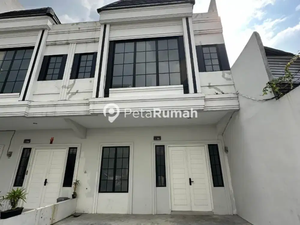 DIJUAL VILLA JALAN KUALI KOMPLEK THE BOSTON (Achien & Richard)