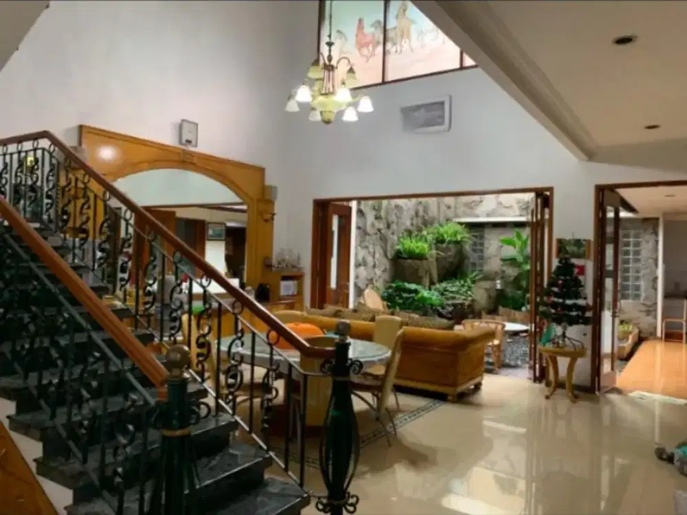 Rumah Strategis Pusat Kota Jln Naripan Braga Sumurbandung pusat kota bandung
