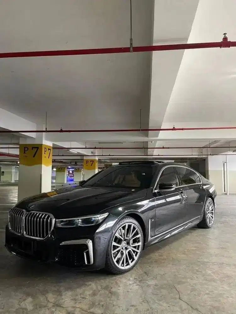 bmw 730li (2017)