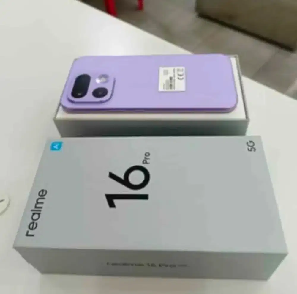 Reallme  16bpro 5G 12/256,fulset,no minus,belum pernah bongkar.seken
