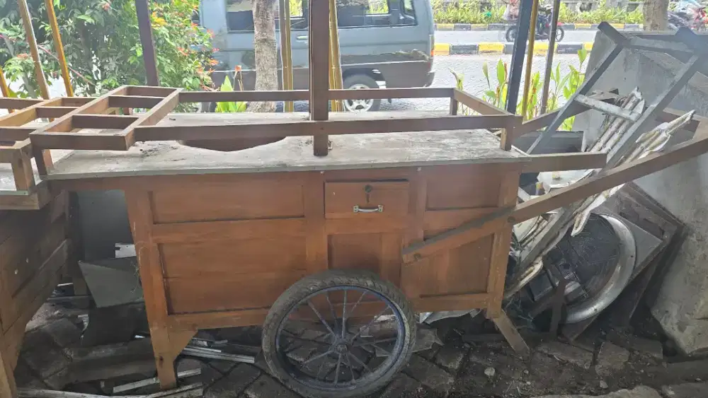 Rombong Pentol Kondisi Belum Pernah Dipakai