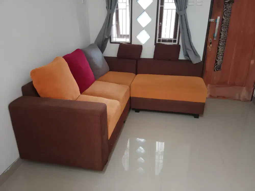 Jual sofa dan sprinbad kasur 99% tidak jadi pakai