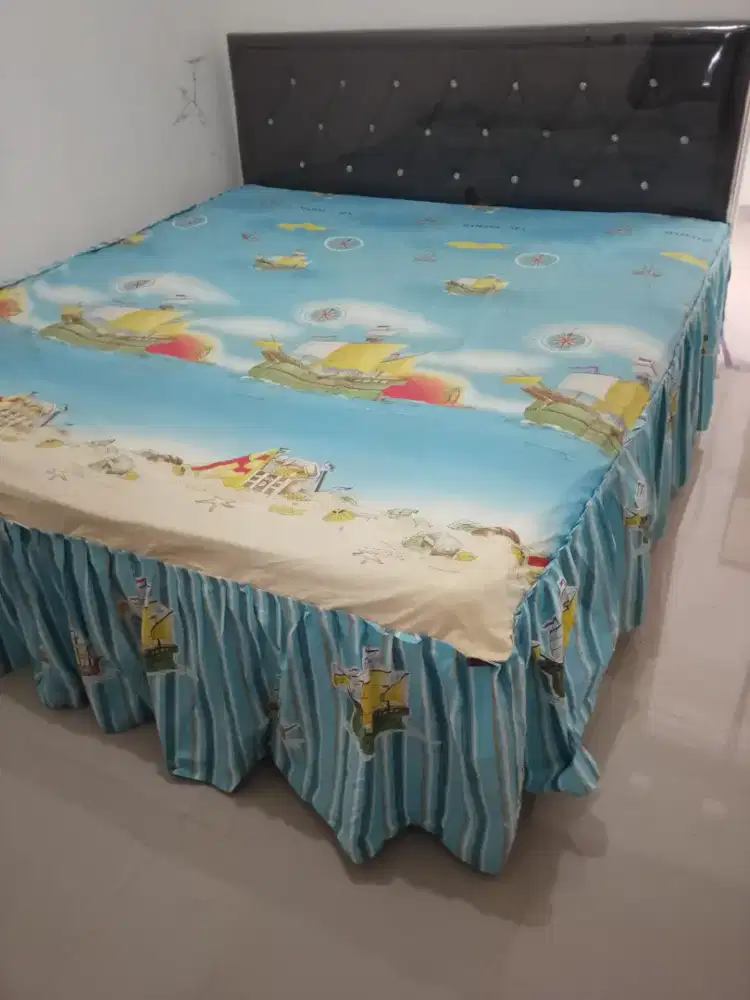 Jual  sprin bad kasur 99% muluuus  tidak jadi pakai